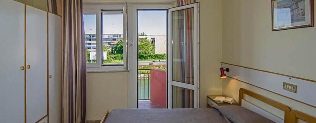 Hotel Laurin Lido di Camaiore Exteriör bild